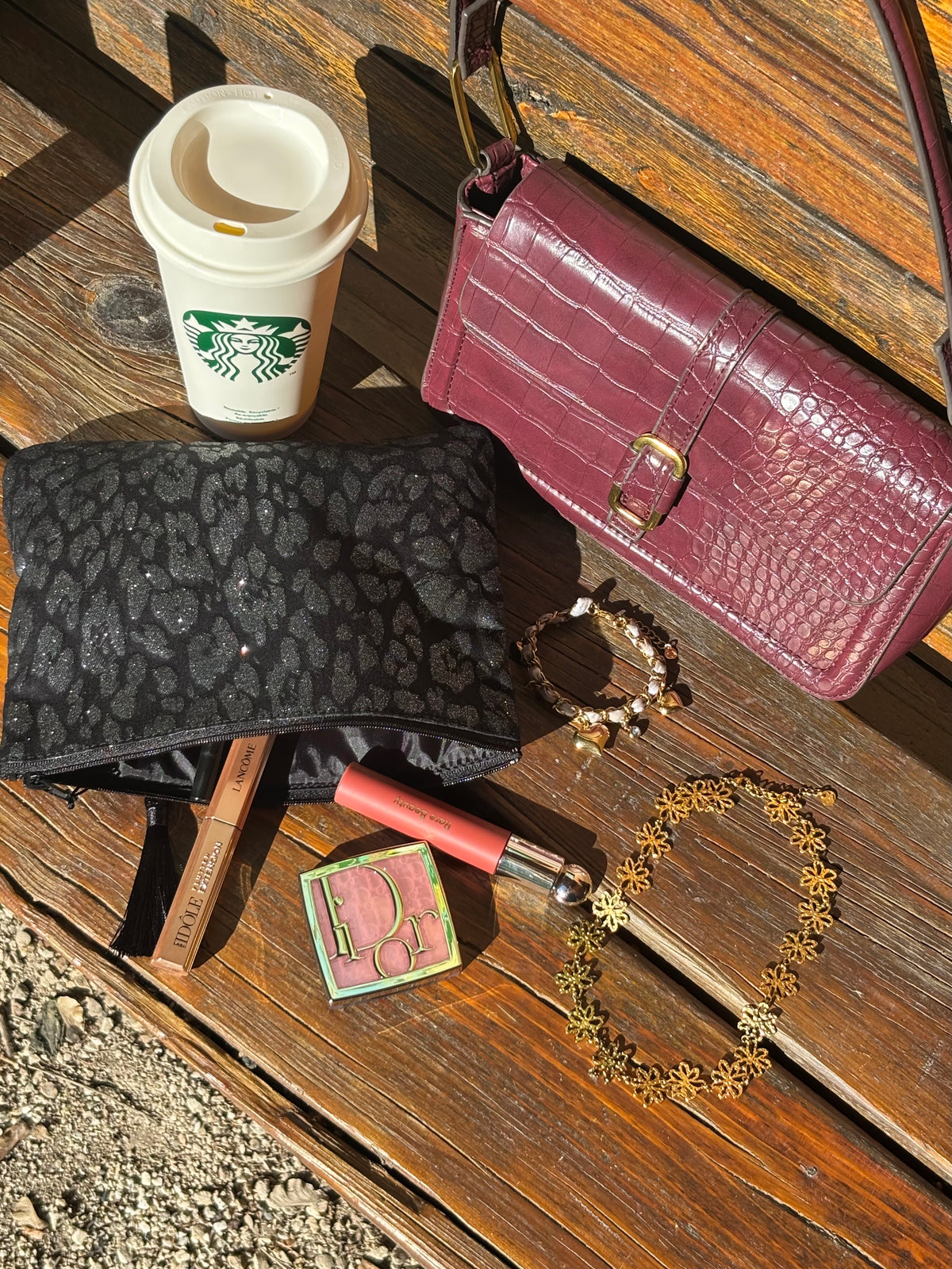 Pochette léopard à motifs argentés