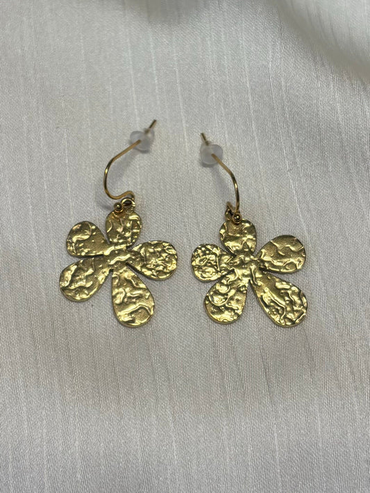 Boucles d’Oreilles Fleurs Martelées