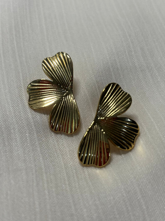 Boucles D’Oreilles Demi Fleurs