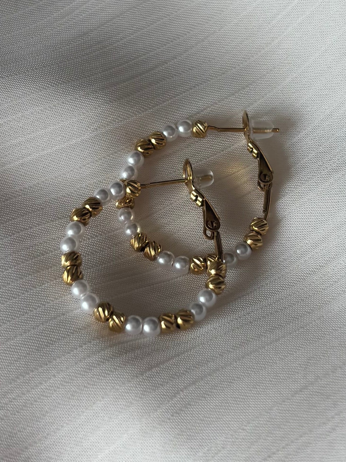 Boucles d’Oreilles Créoles Perles