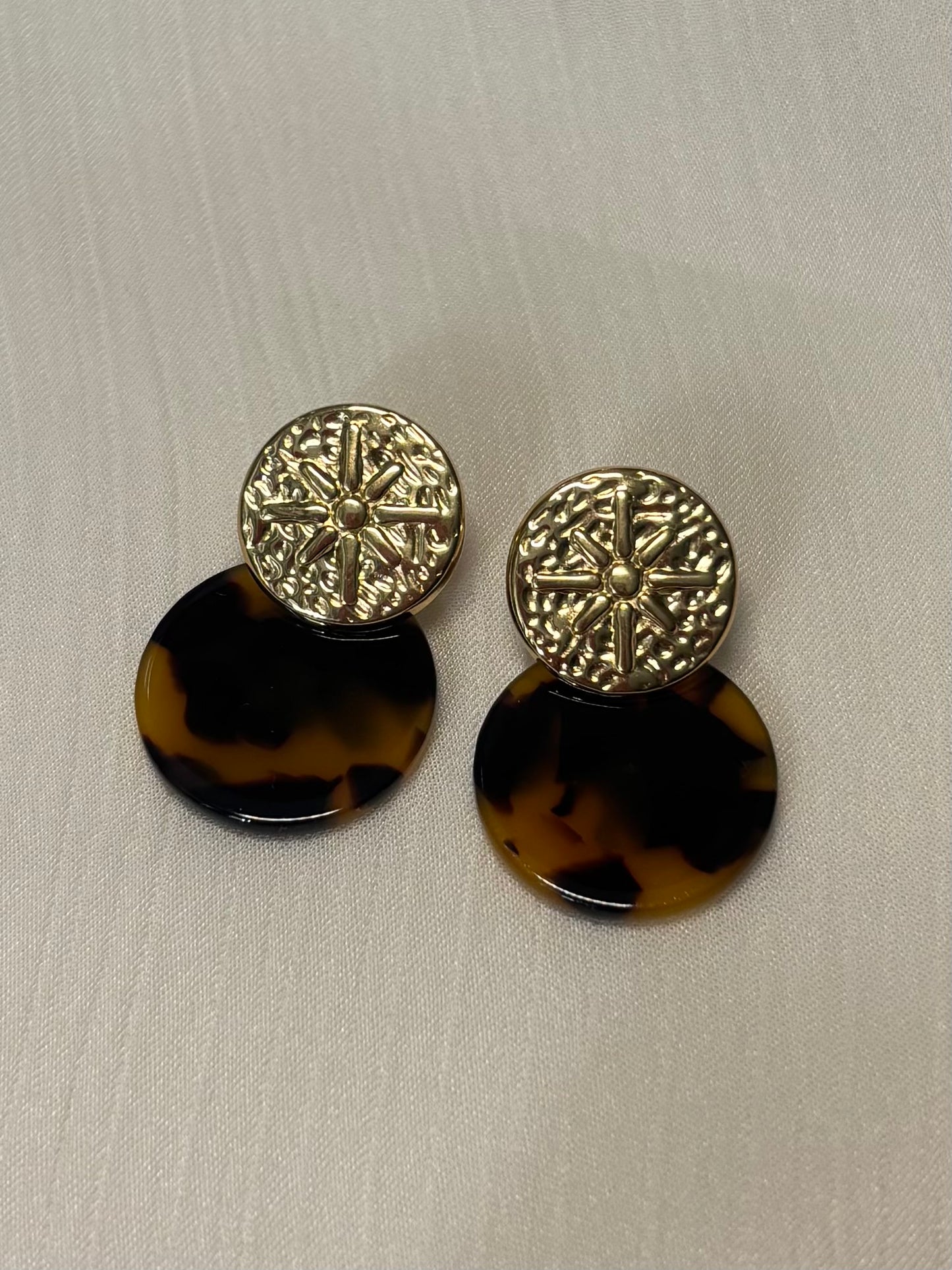 Boucles d'Oreilles Aura Ecaille Dorée