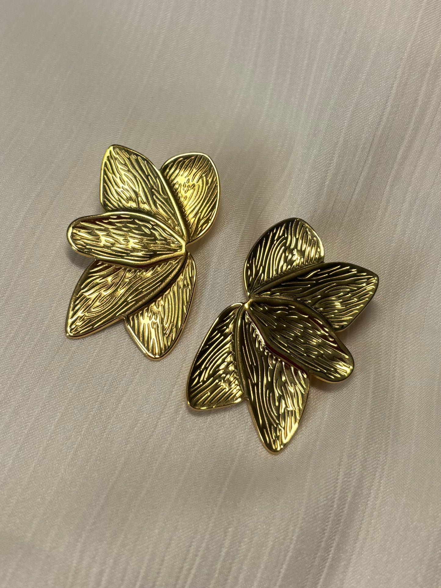 Boucles d'Oreilles Feuilles d'Or