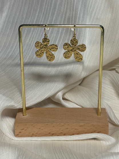 Boucles d’Oreilles Fleurs Martelées